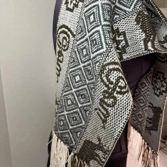 New handcrafted Alpaca Jarka Scarf brown/white unisex - Picture 5 of 10